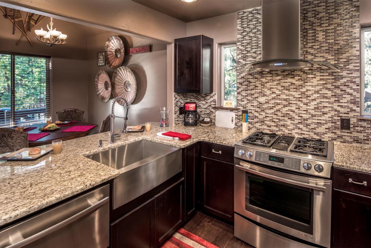 Fifth Dimension, 2 Bedrooms, Wifi, Hot Tub, Game Table, Grill, Sleeps 4 Ruidoso Extérieur photo